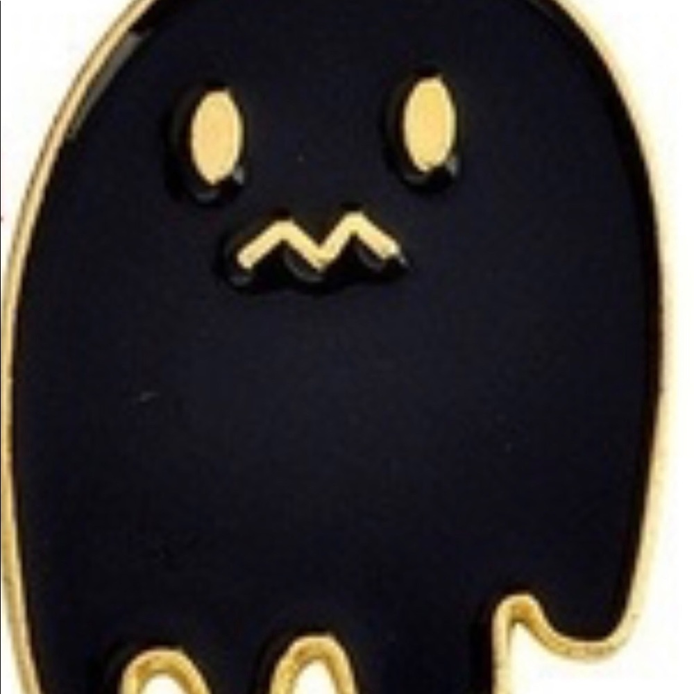 Enamel pin